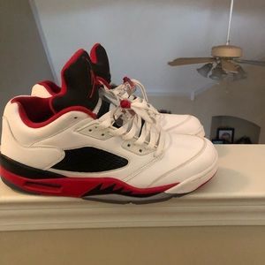 Jordan 5 low Fire red